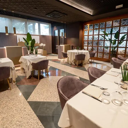 호텔 미네르바 4*